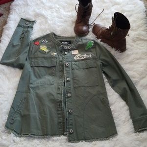 💥 FOUNDED BY JUSTIN TIMBERLAKE